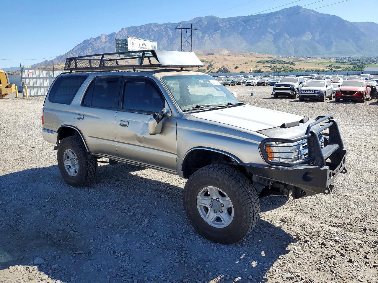 2001 TOYOTA 4Runner