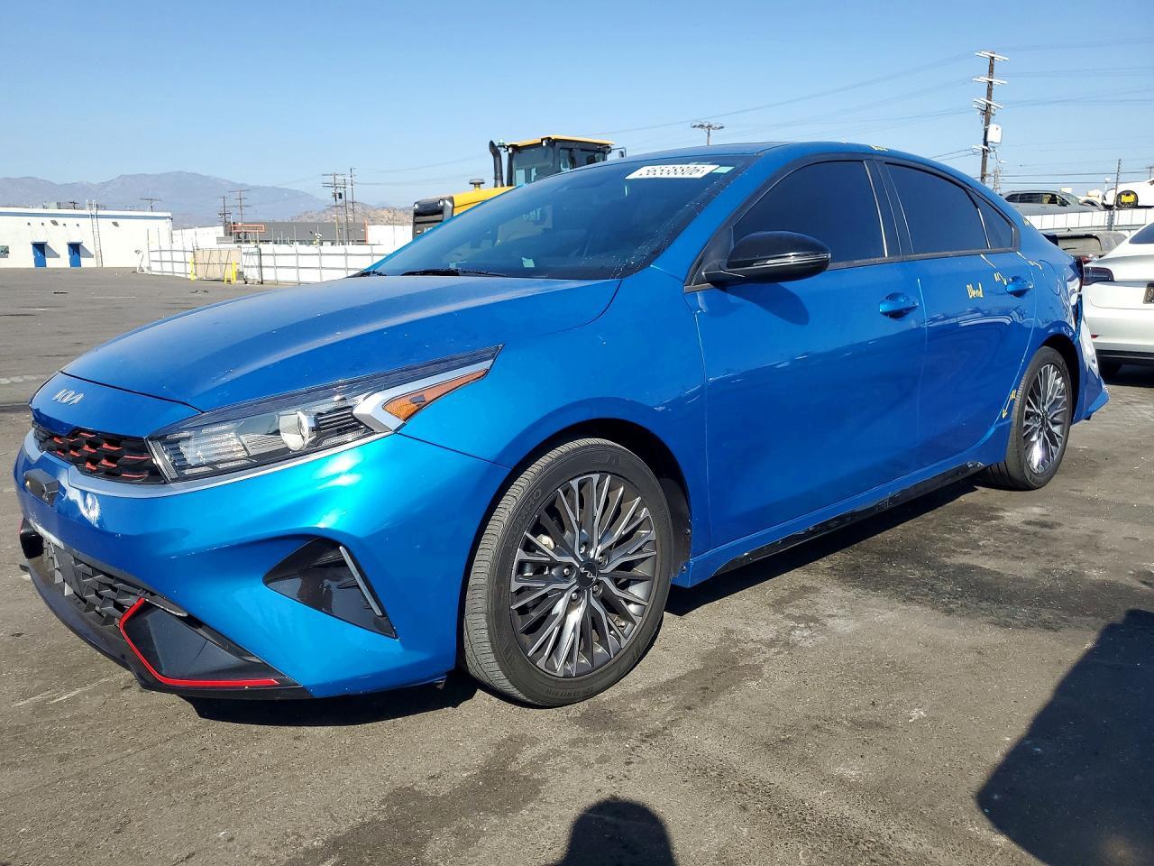 2023 KIA FORTE