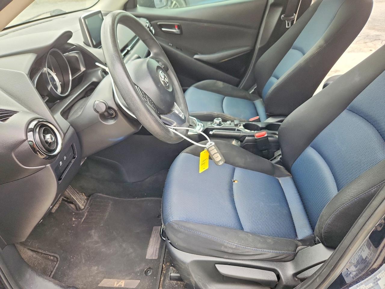 2017 TOYOTA YARIS
