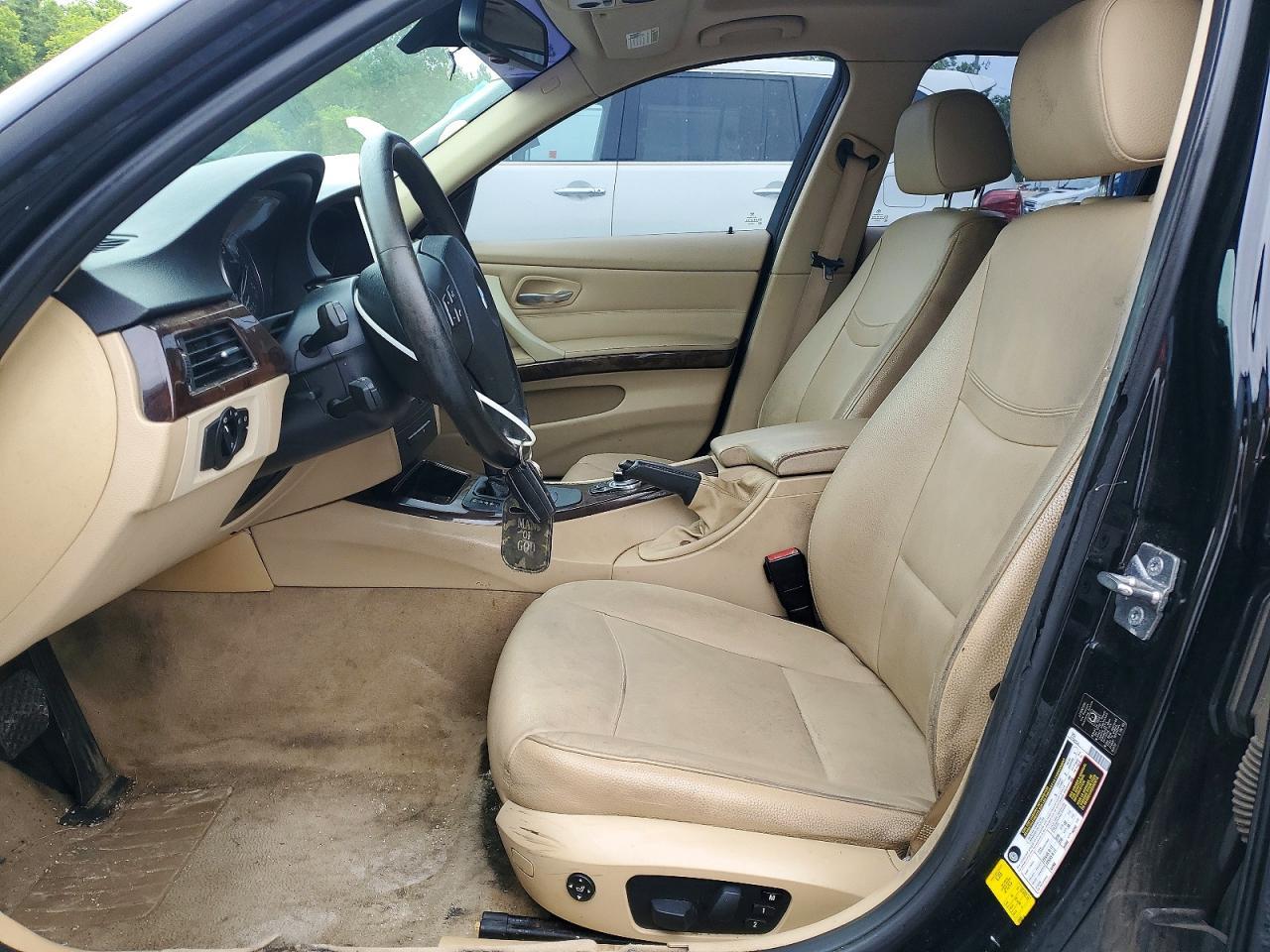 2011 BMW 3 SERIES