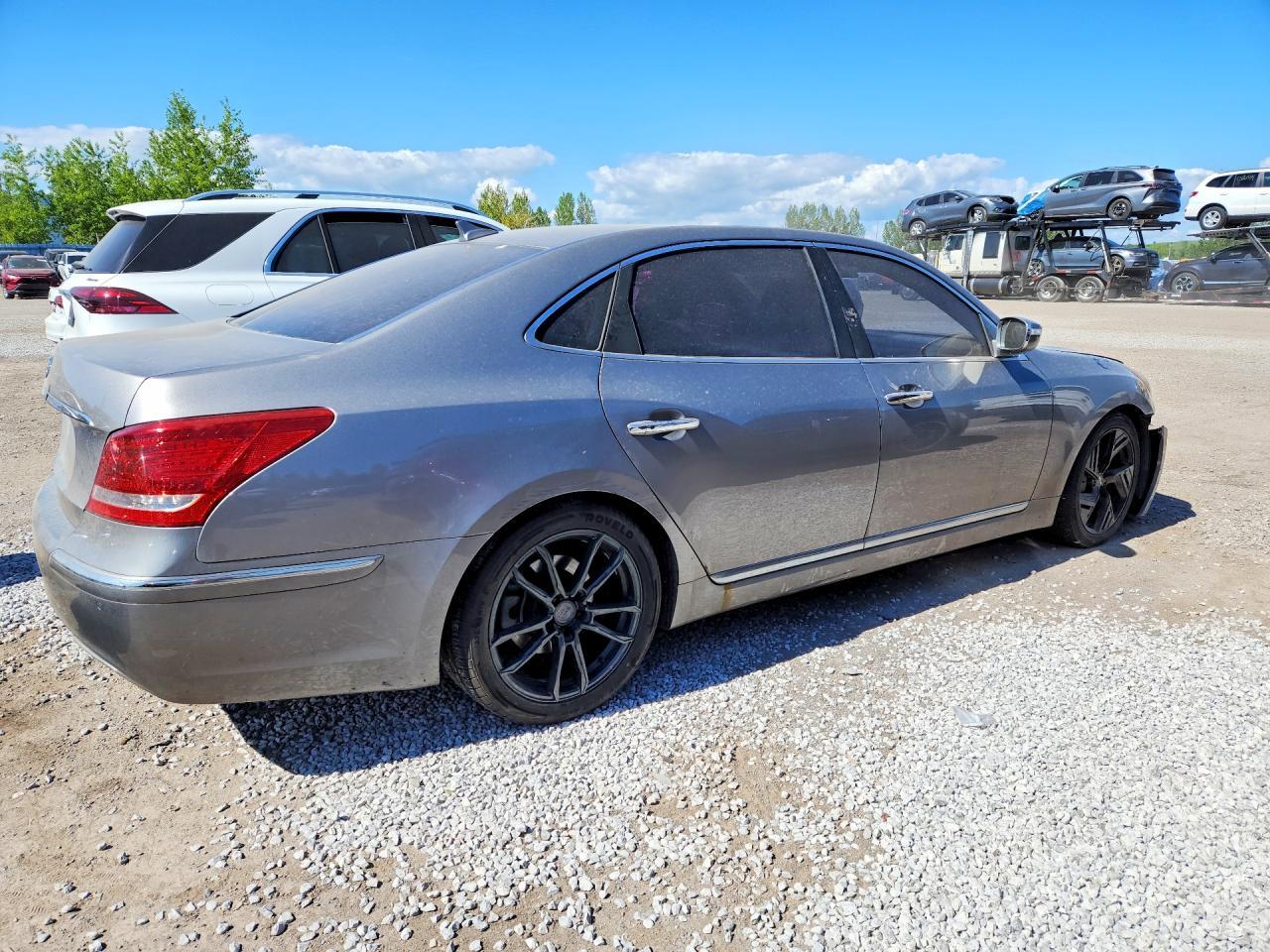 2011 HYUNDAI Equus