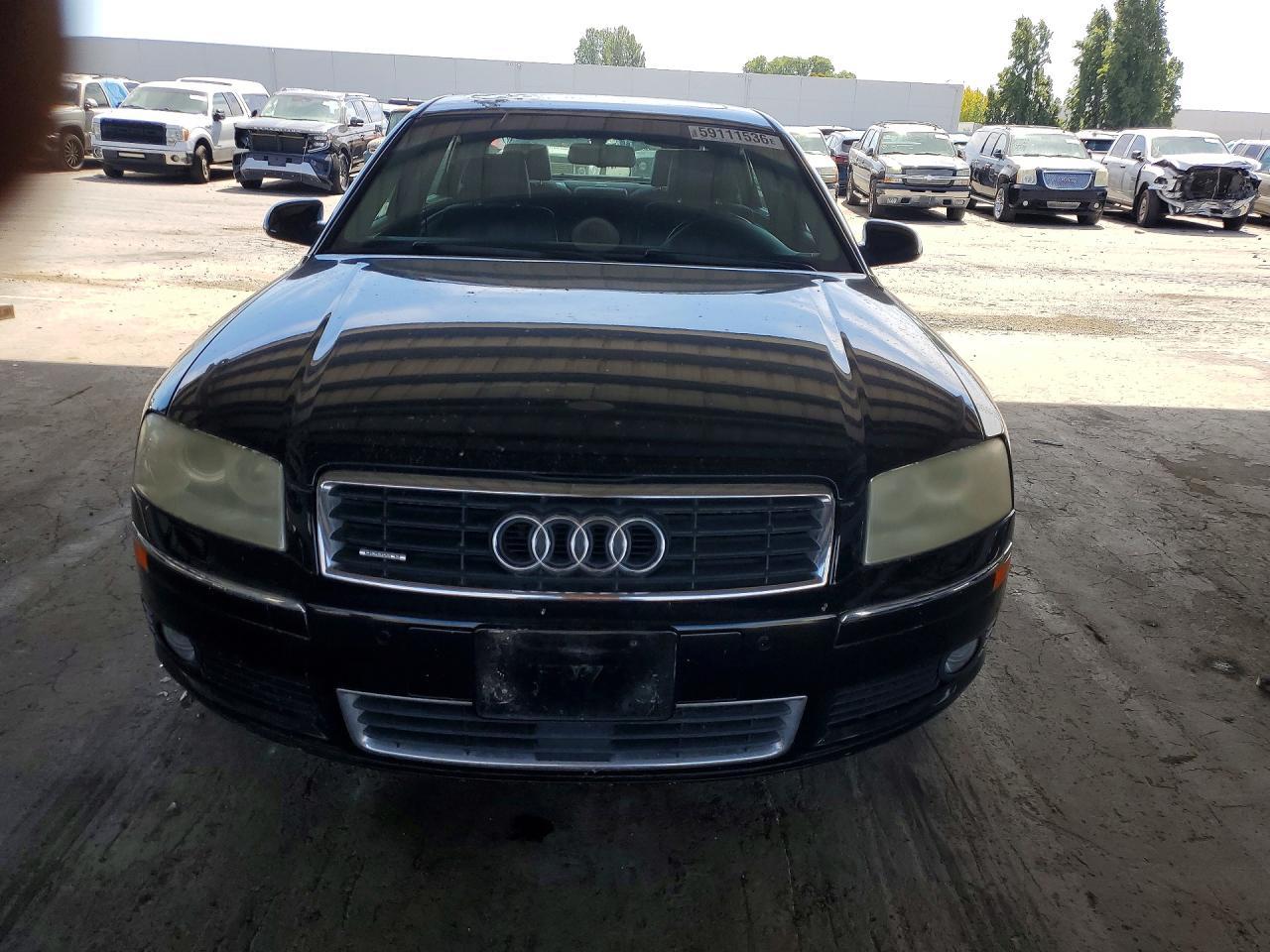 2004 AUDI A8