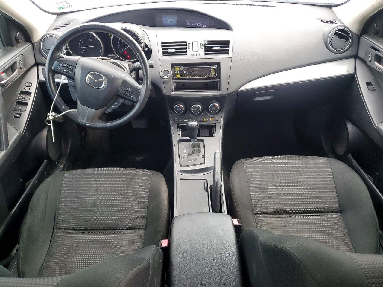 2013 MAZDA 3