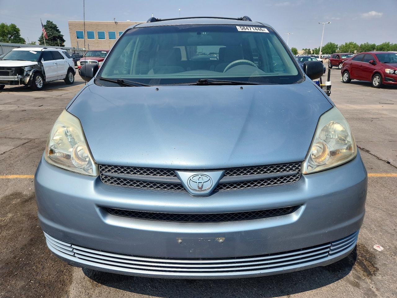 2005 TOYOTA SIENNA