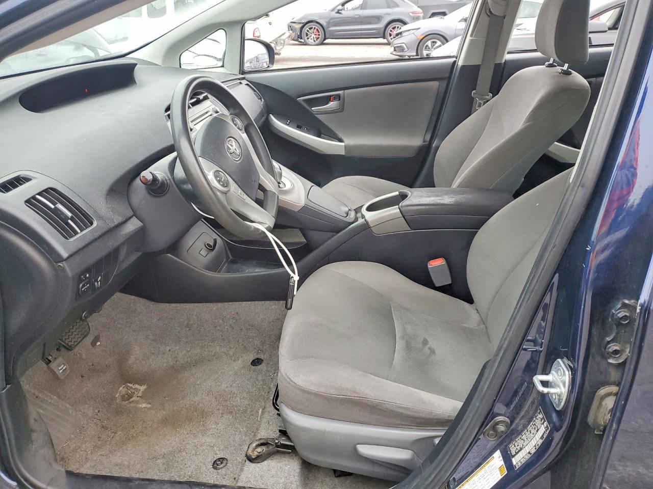 2015 TOYOTA PRIUS