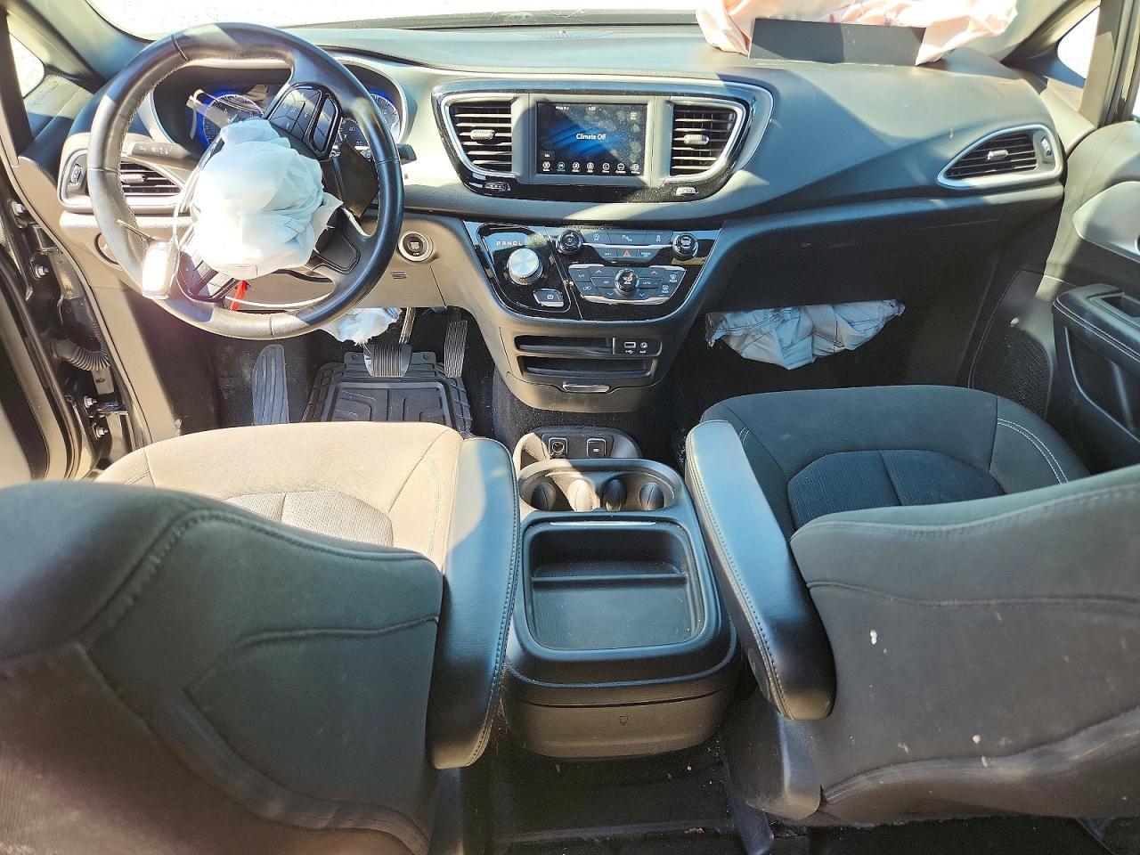2020 CHRYSLER Pacifica