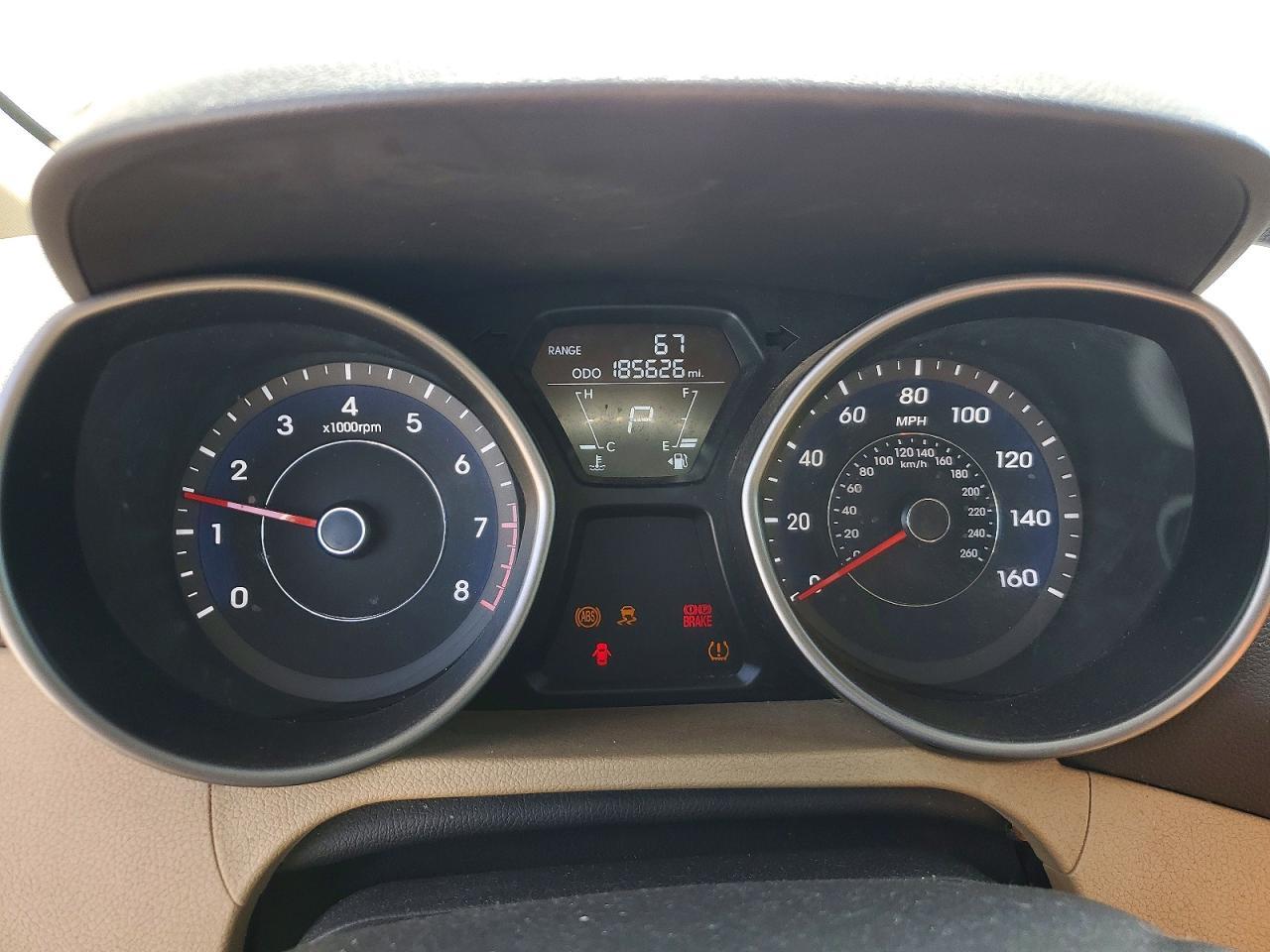 2011 HYUNDAI ELANTRA