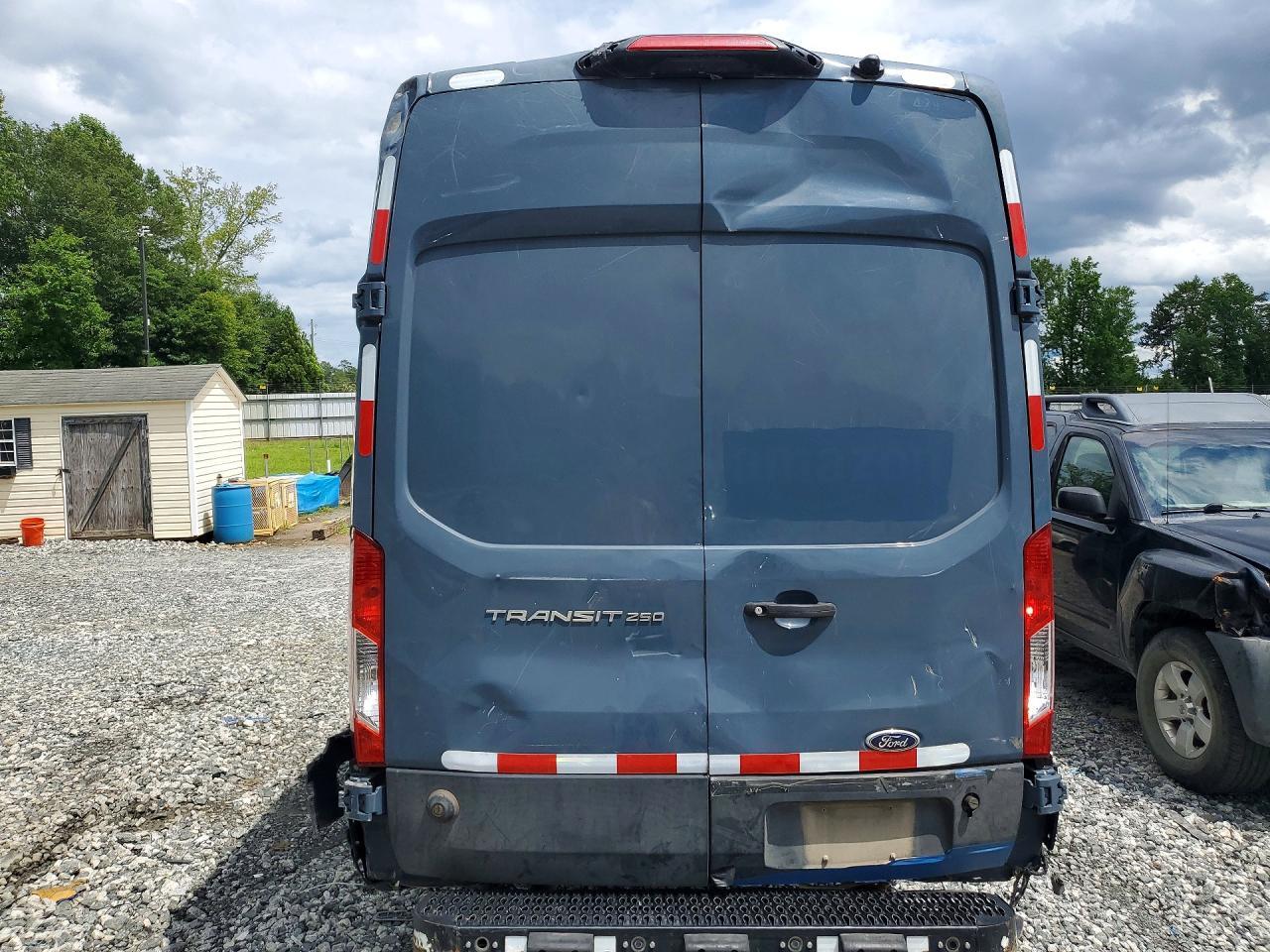 2020 FORD Transit