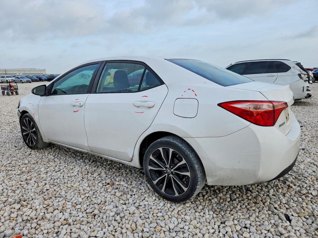 2017 TOYOTA COROLLA