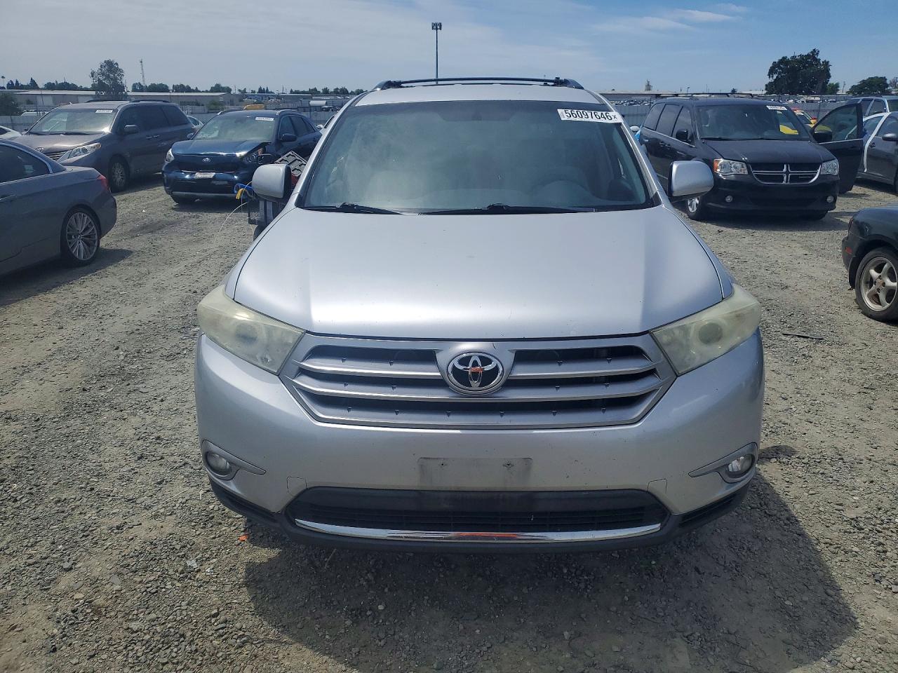 2013 TOYOTA HIGHLANDER
