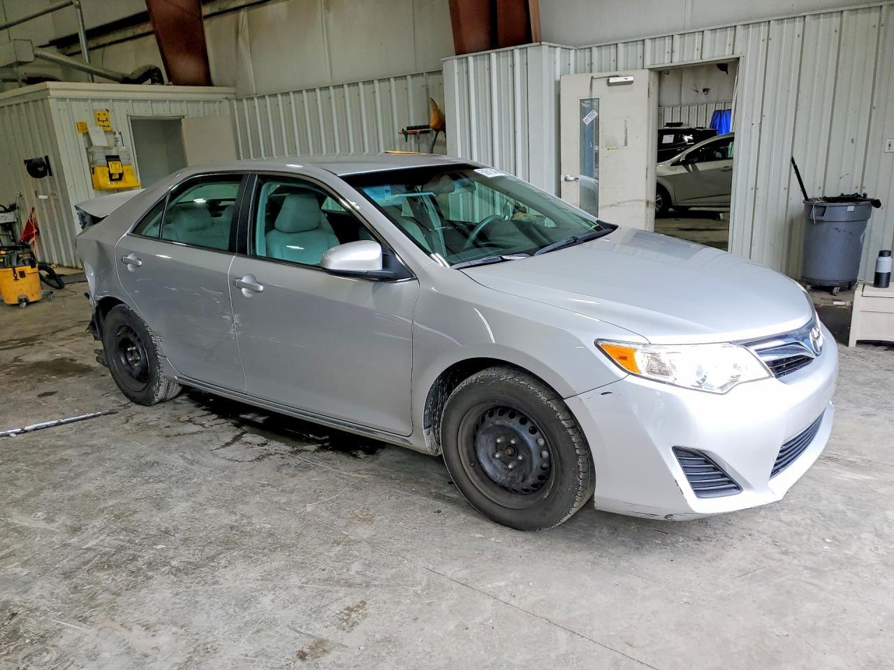 2013 TOYOTA CAMRY