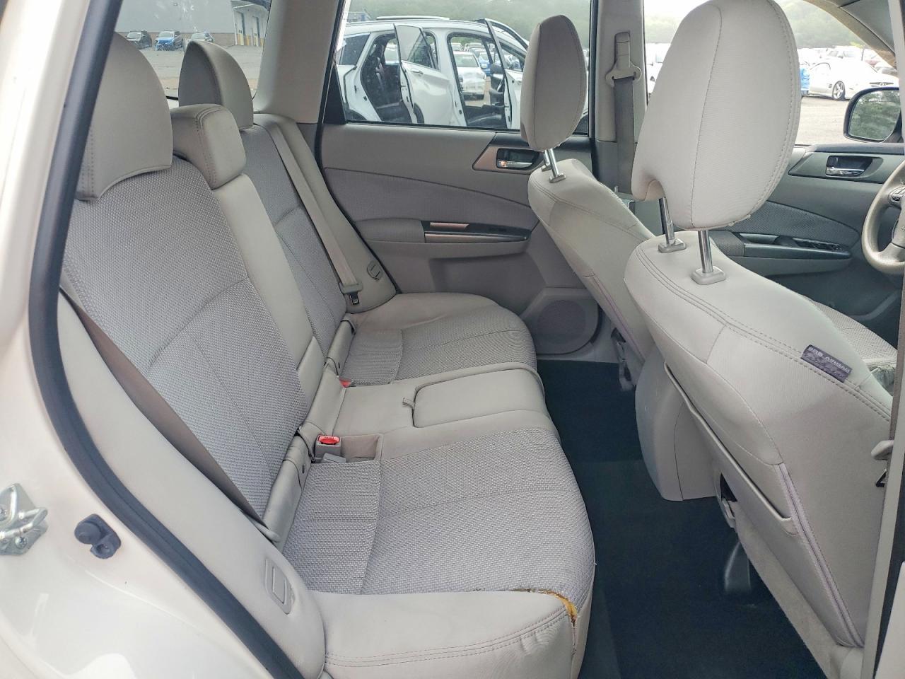 2011 SUBARU FORESTER