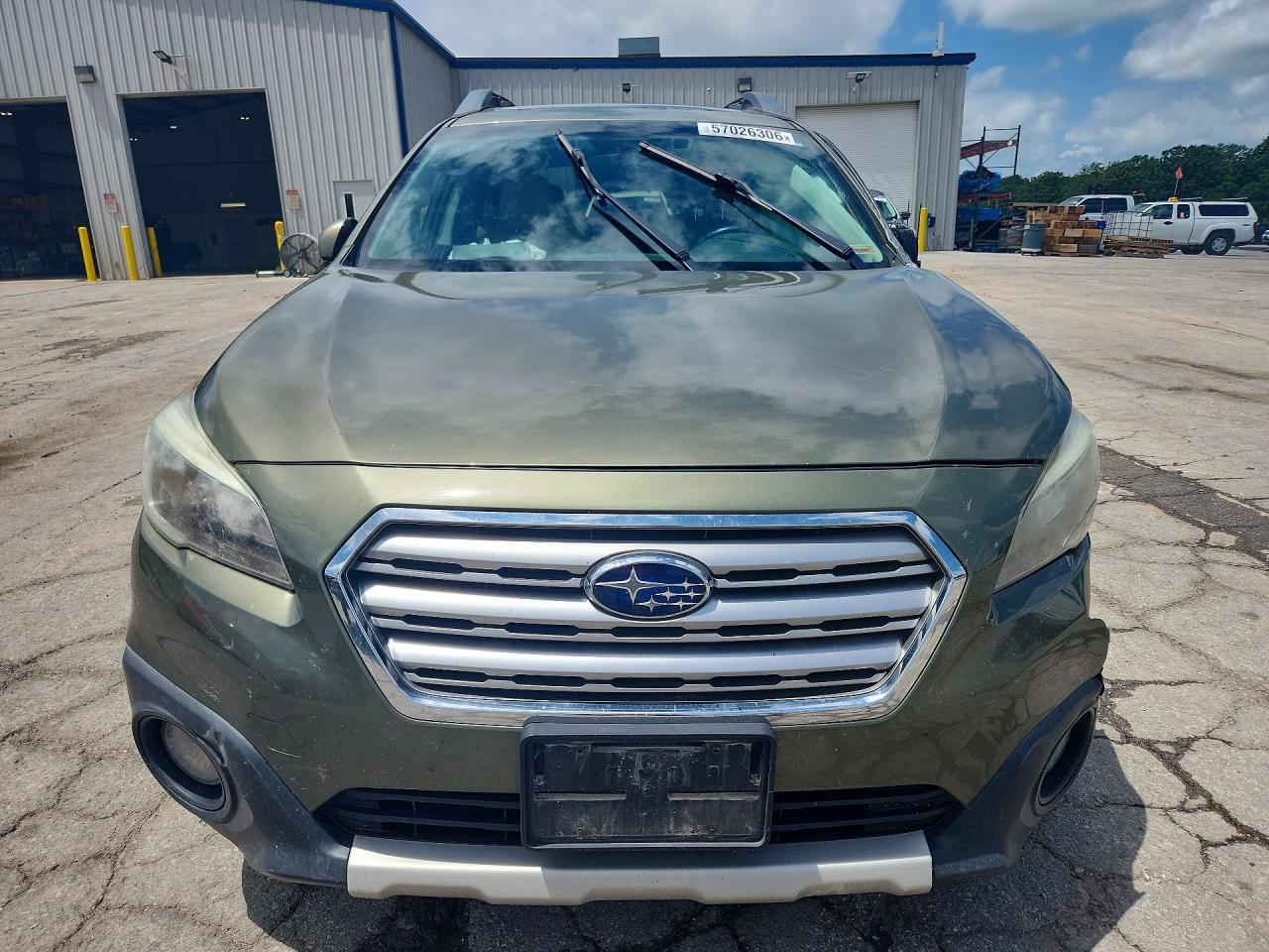 2015 SUBARU Outback