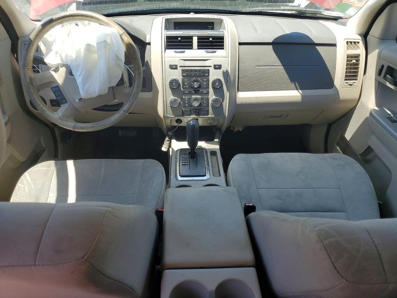2010 FORD ESCAPE