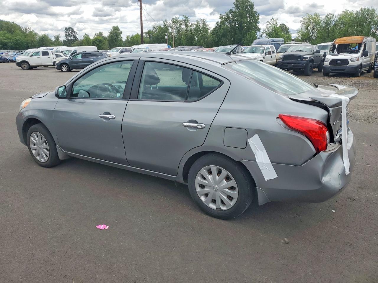 2013 NISSAN VERSA