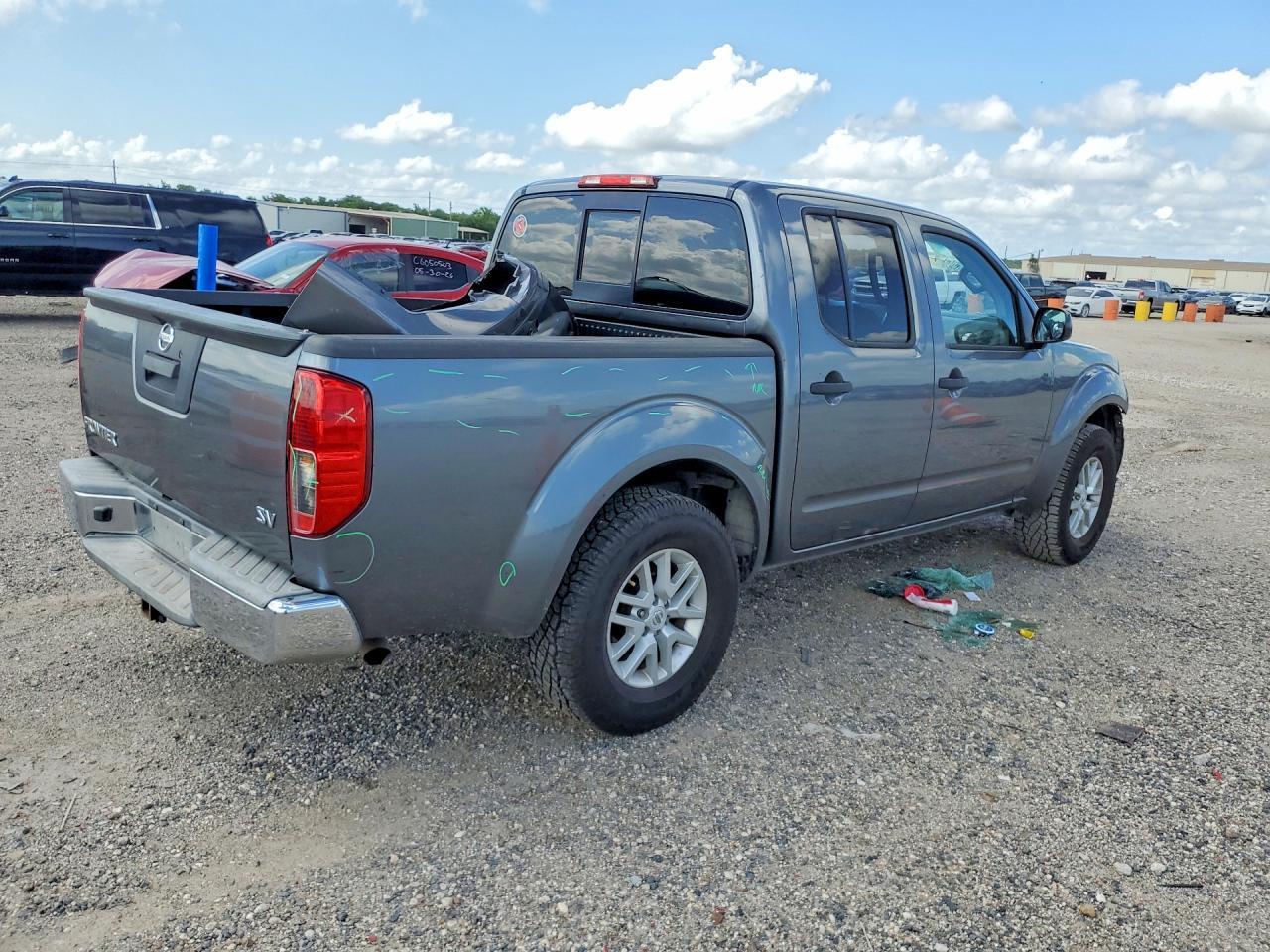 2018 NISSAN Frontier