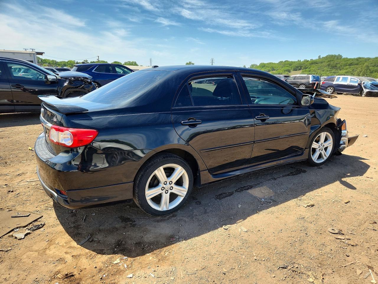 2013 TOYOTA COROLLA
