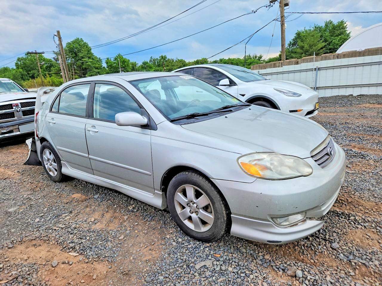 2004 TOYOTA COROLLA