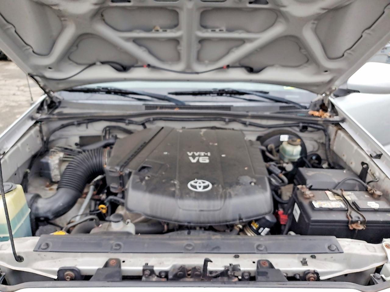 2010 TOYOTA TACOMA