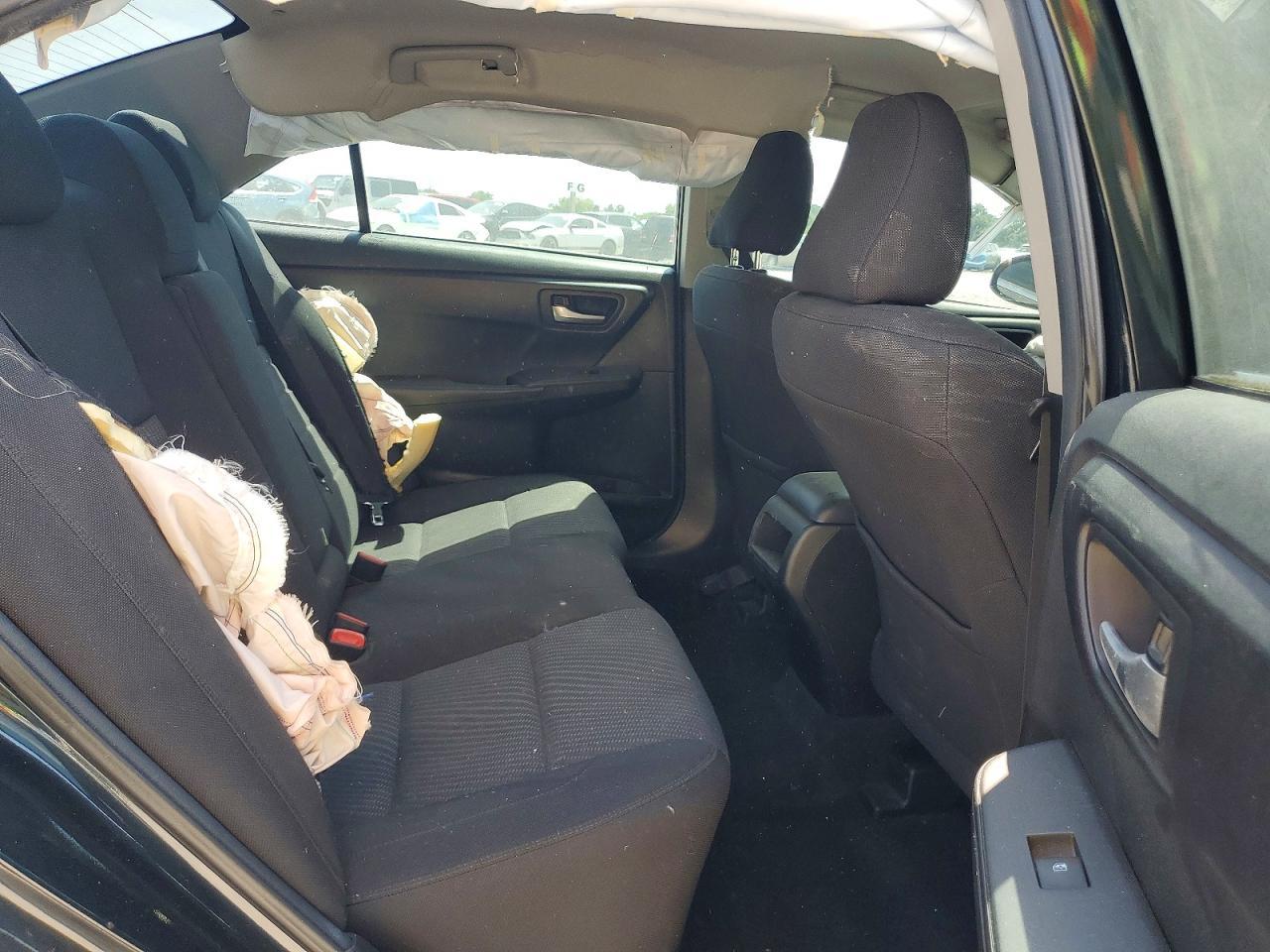 2017 TOYOTA CAMRY