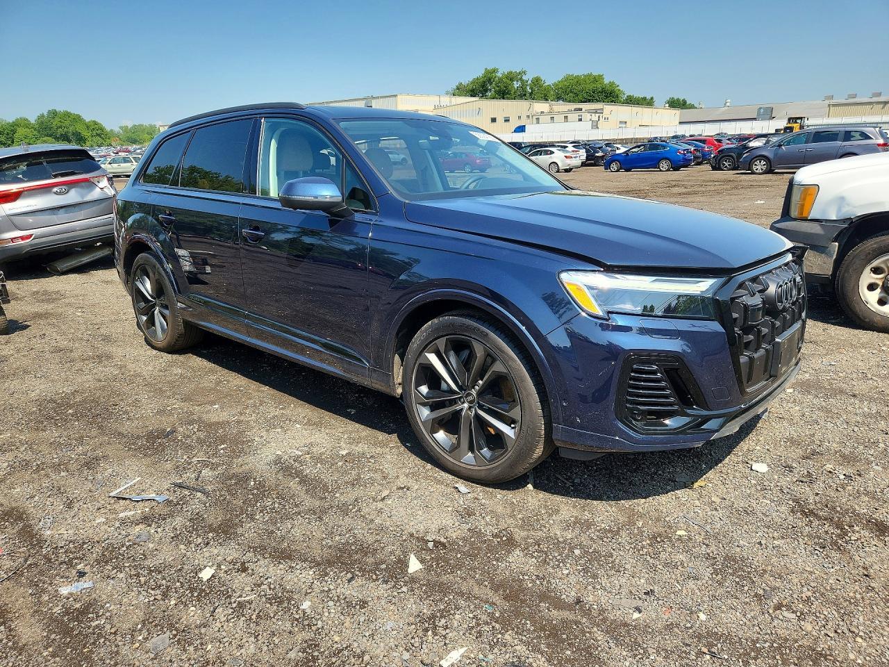 2025 AUDI Q7