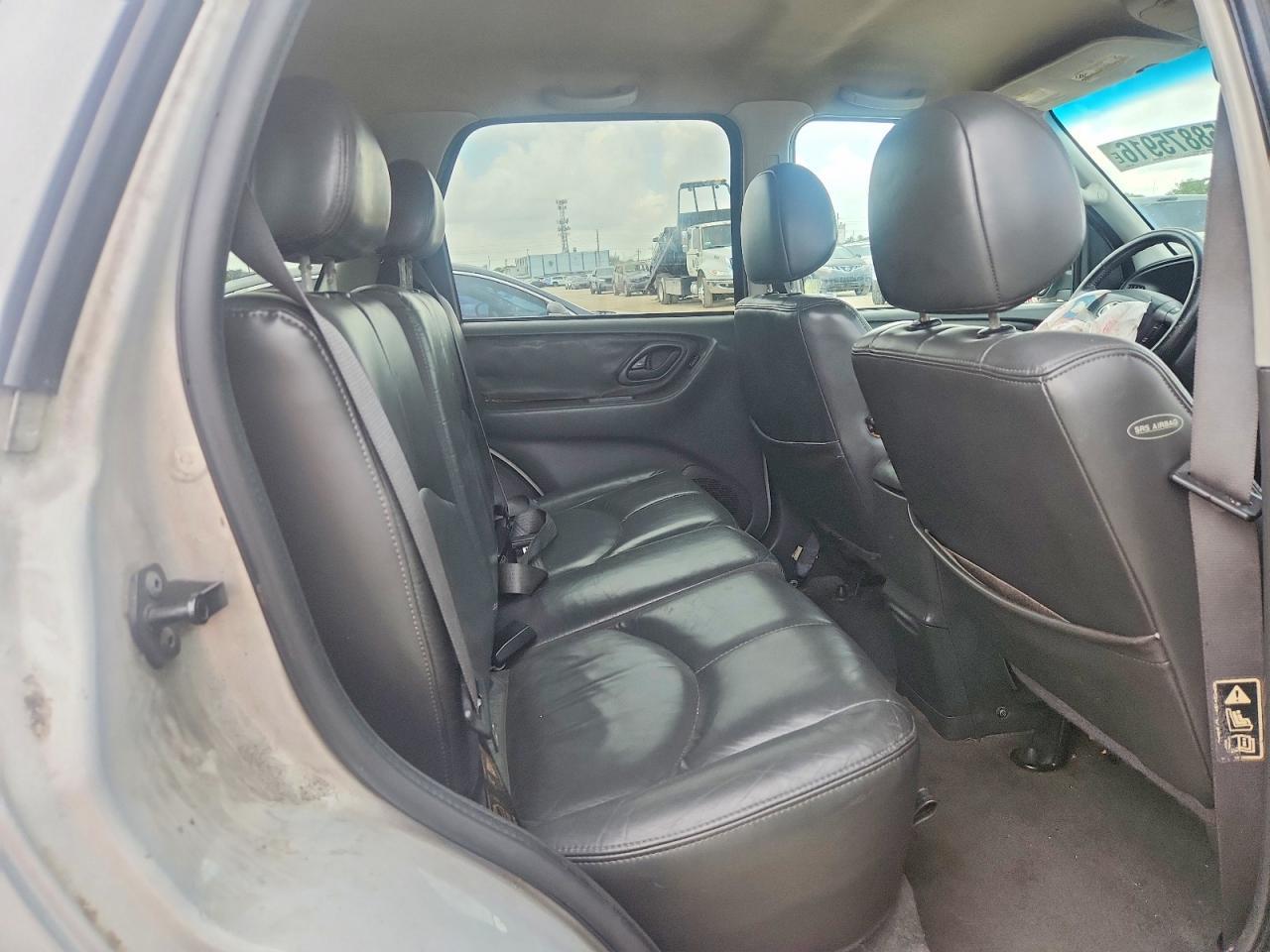 2003 MAZDA Tribute