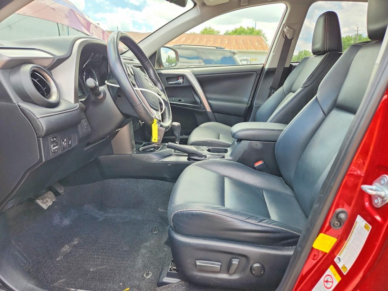 2017 TOYOTA RAV4