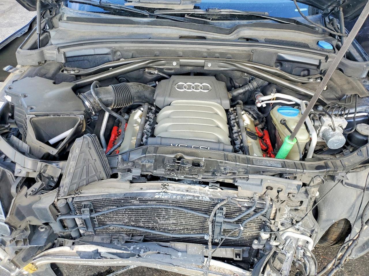 2010 AUDI Q5