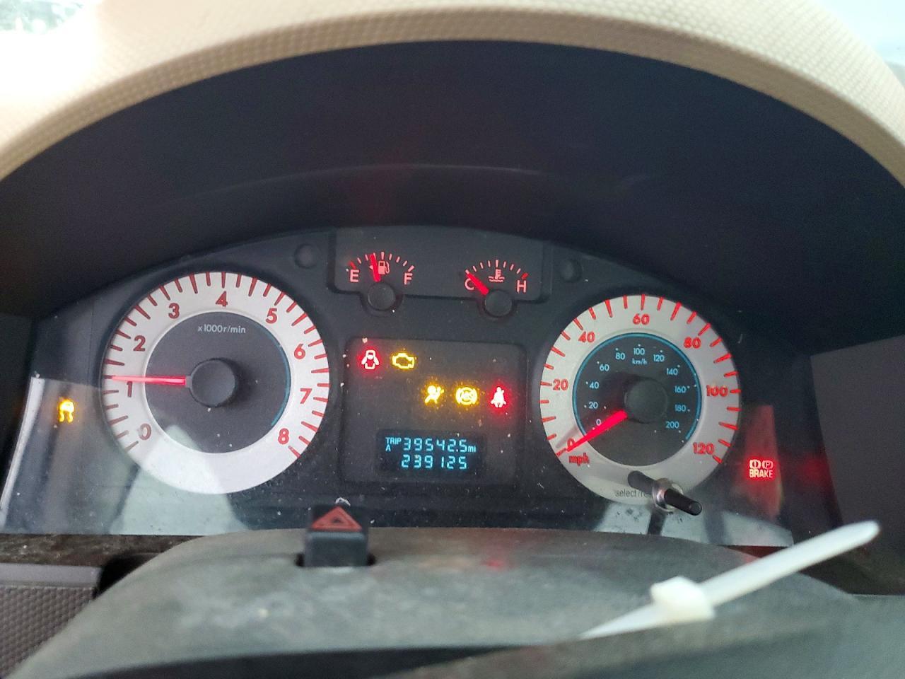 2009 MAZDA Tribute