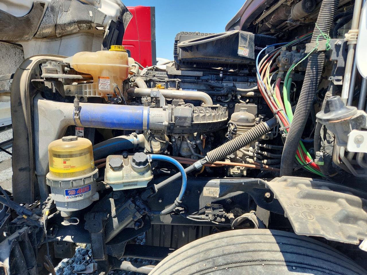 2020 FREIGHTLINER CASCADIA 126