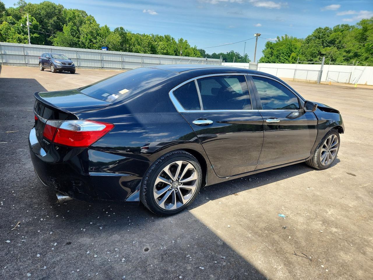 2015 HONDA ACCORD