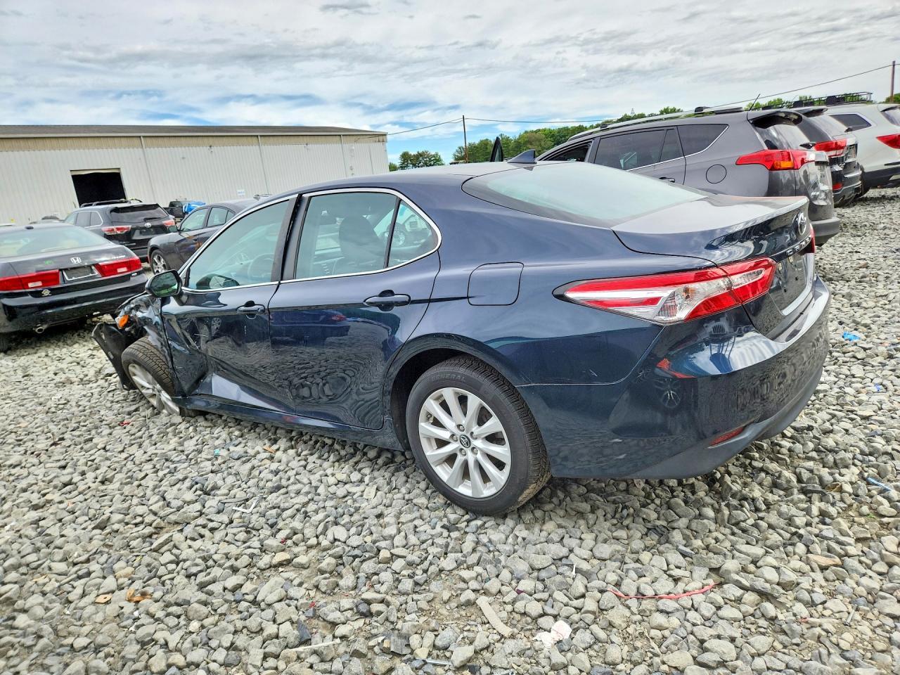 2019 TOYOTA CAMRY