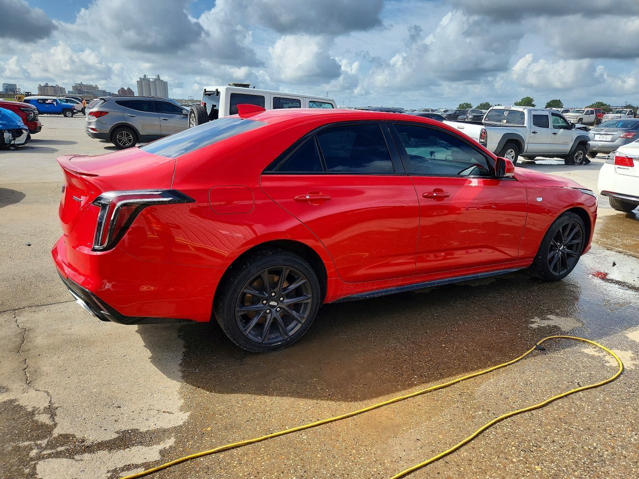 2021 CADILLAC CT4