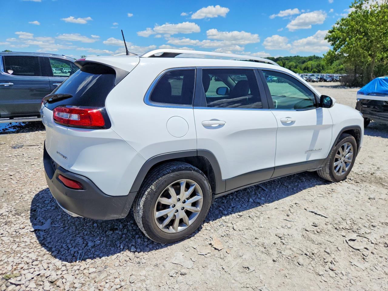 2018 JEEP CHEROKEE