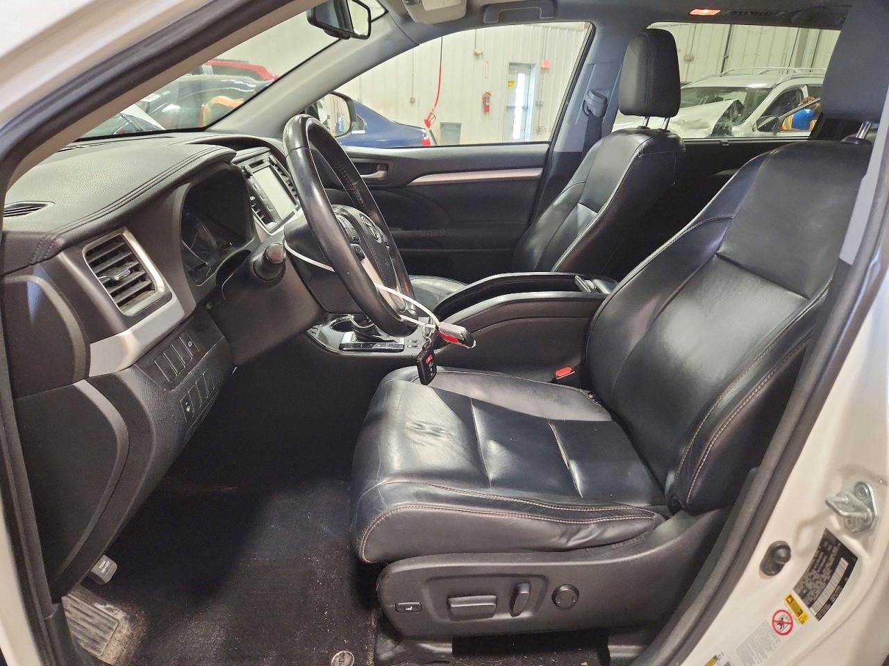 2015 TOYOTA HIGHLANDER