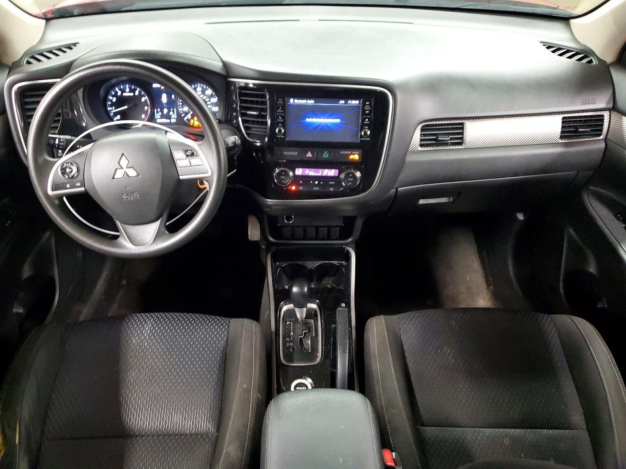 2018 MITSUBISHI outlander