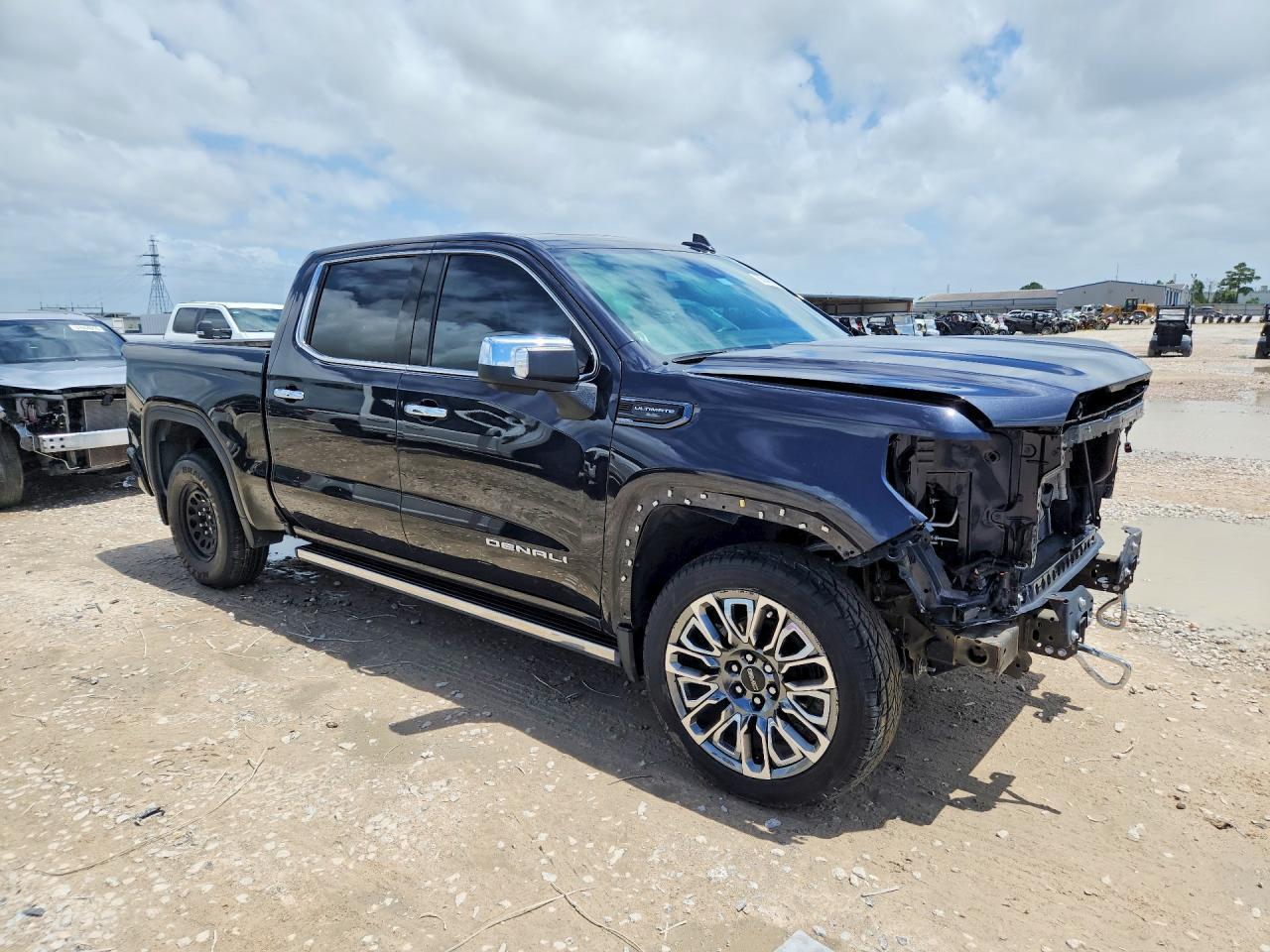 2023 GMC Sierra