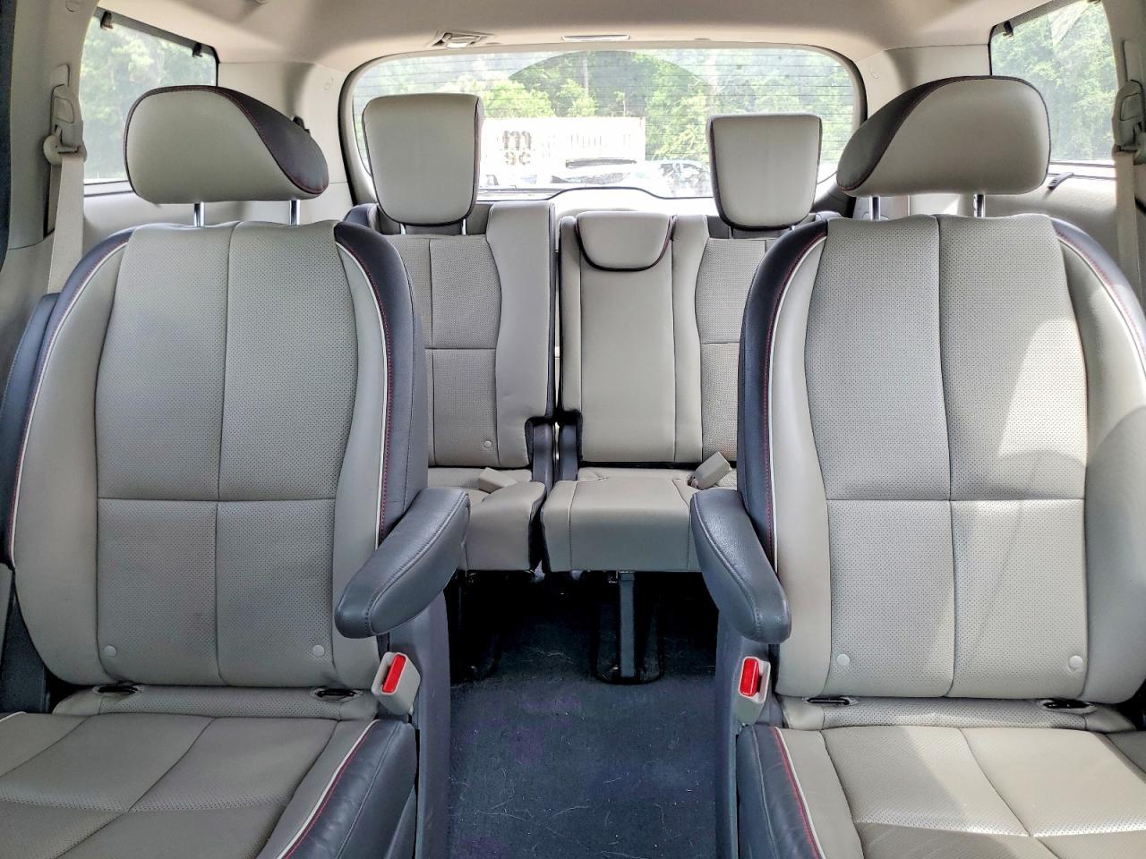 2016 KIA SEDONA