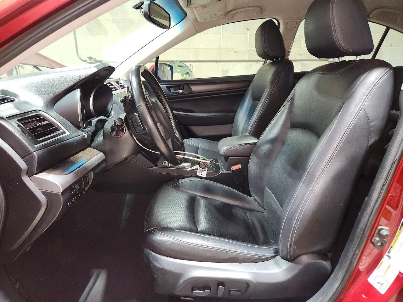 2016 SUBARU Legacy