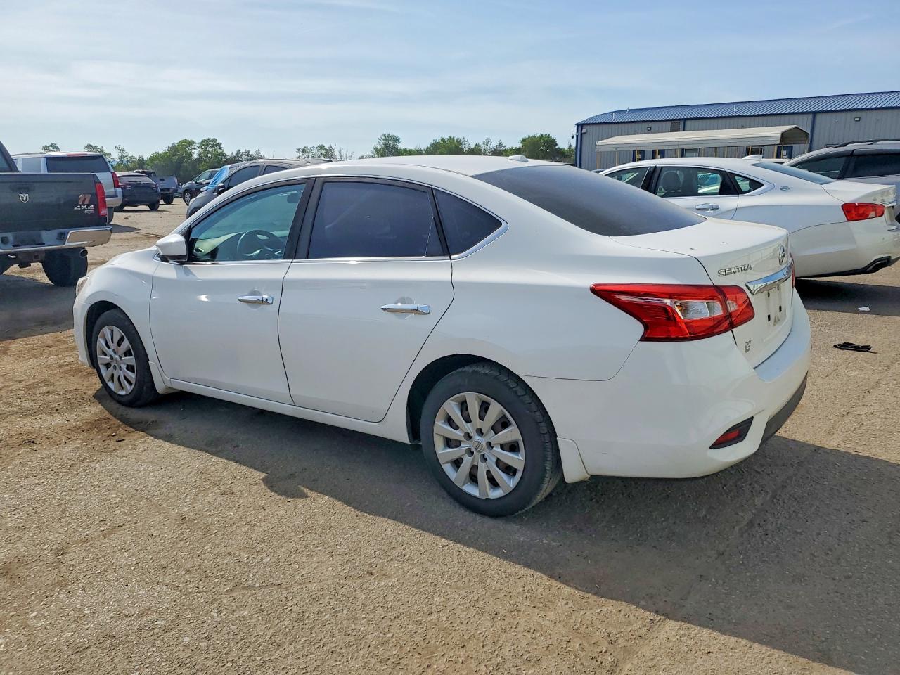 2016 NISSAN SENTRA