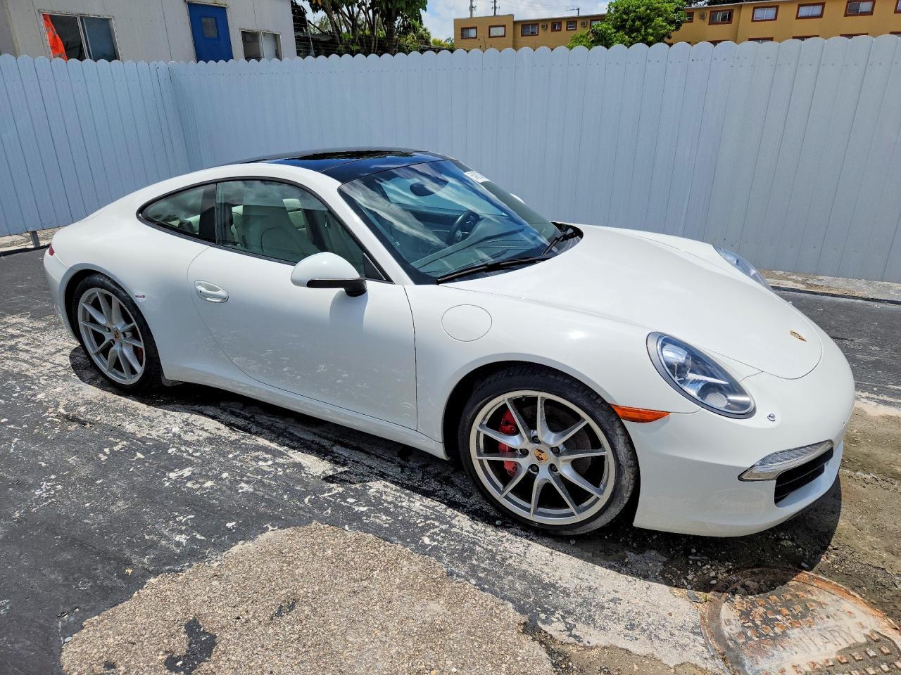 2013 PORSCHE 911