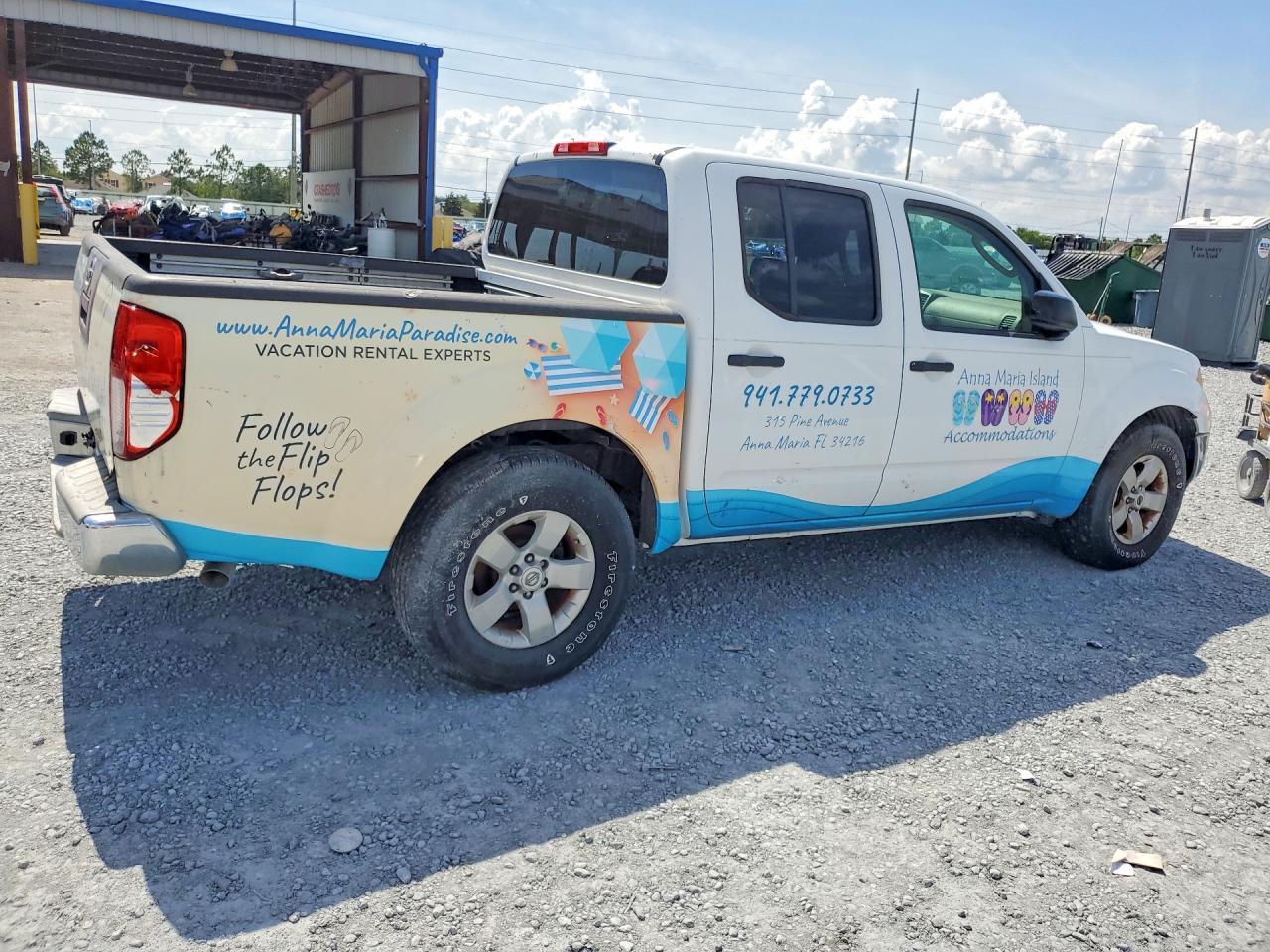 2011 NISSAN Frontier