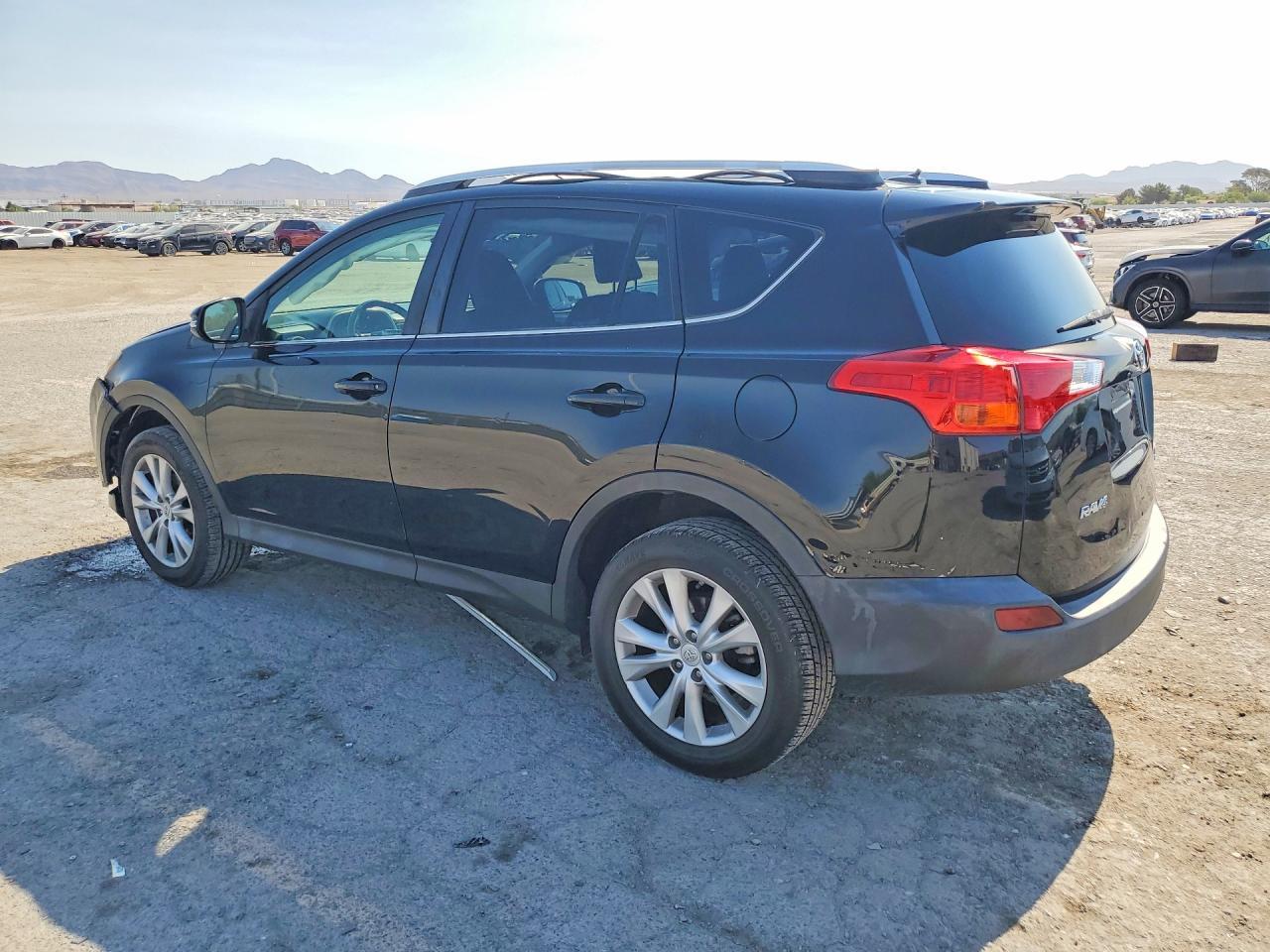 2015 TOYOTA RAV4