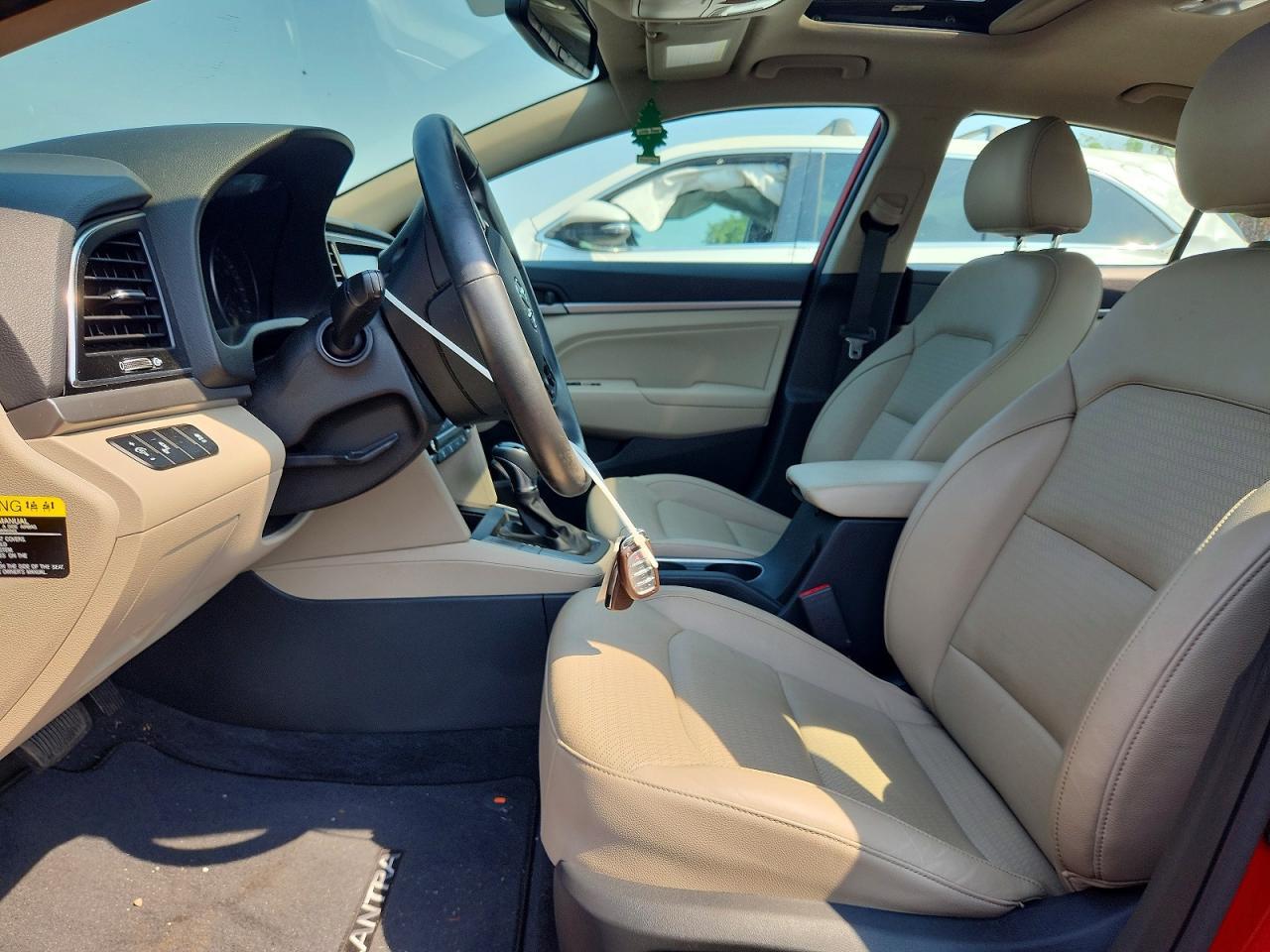 2017 HYUNDAI ELANTRA