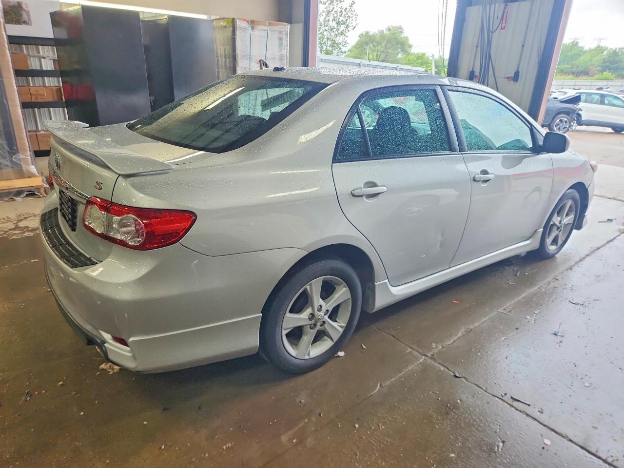 2012 TOYOTA COROLLA