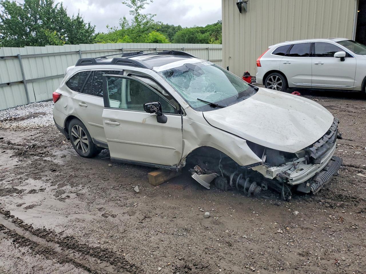 2019 SUBARU Outback