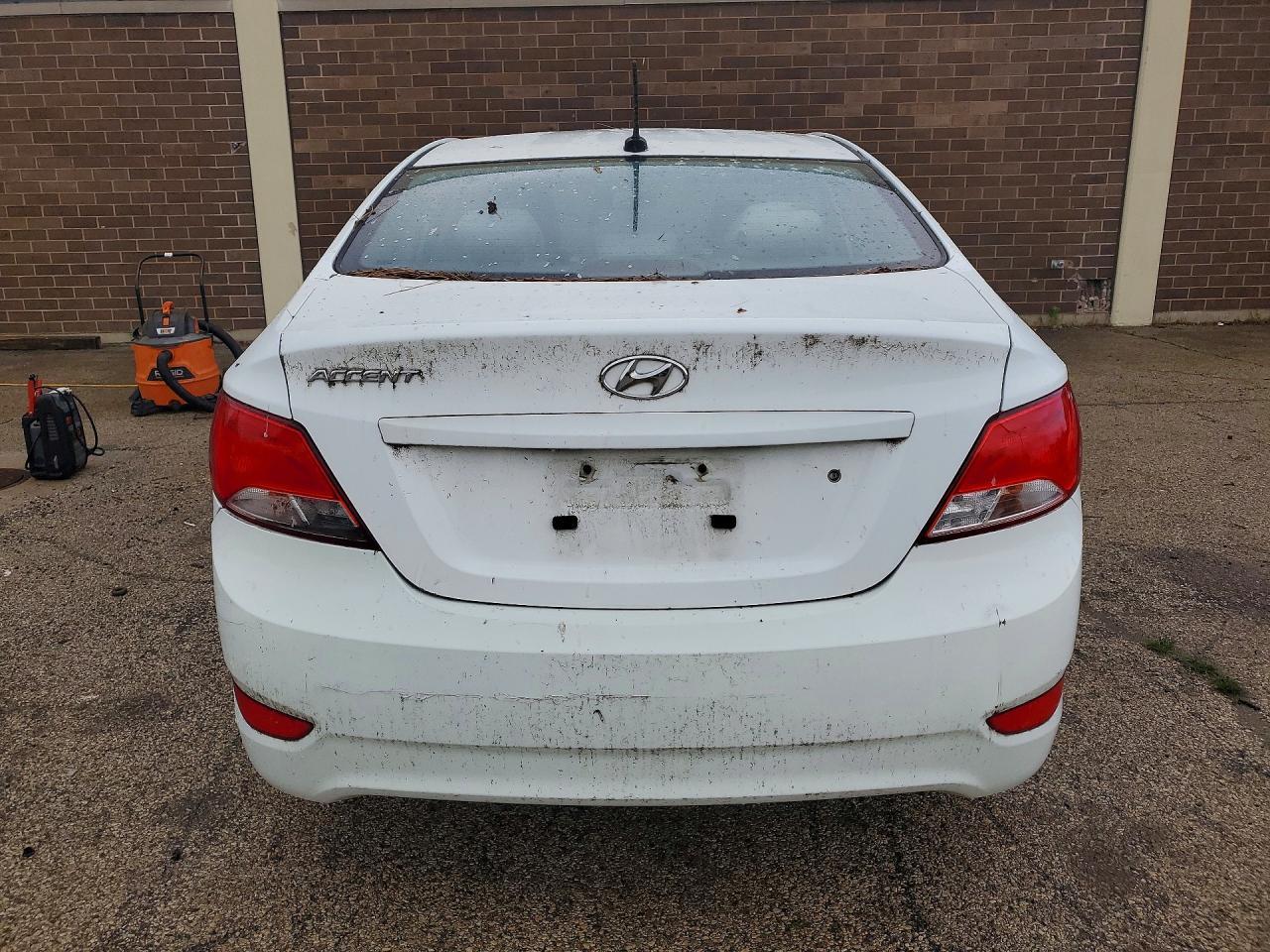 2016 HYUNDAI ACCENT