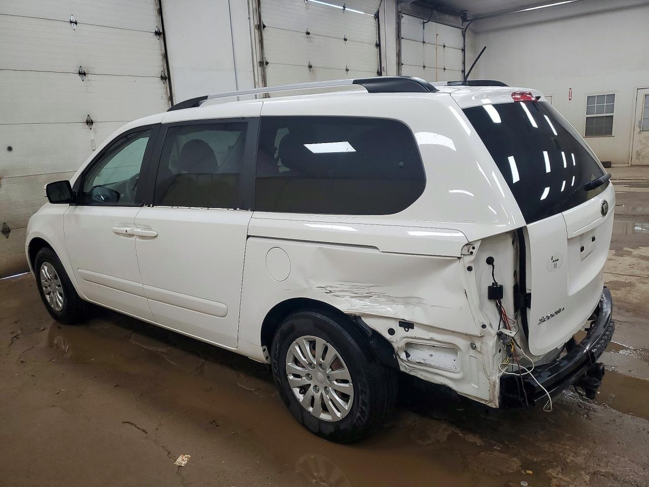 2014 KIA SEDONA