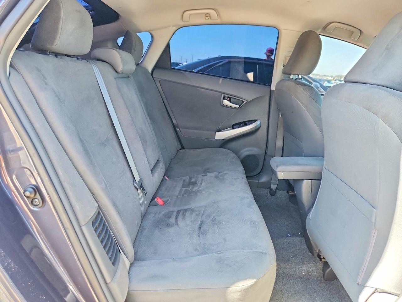 2010 TOYOTA PRIUS