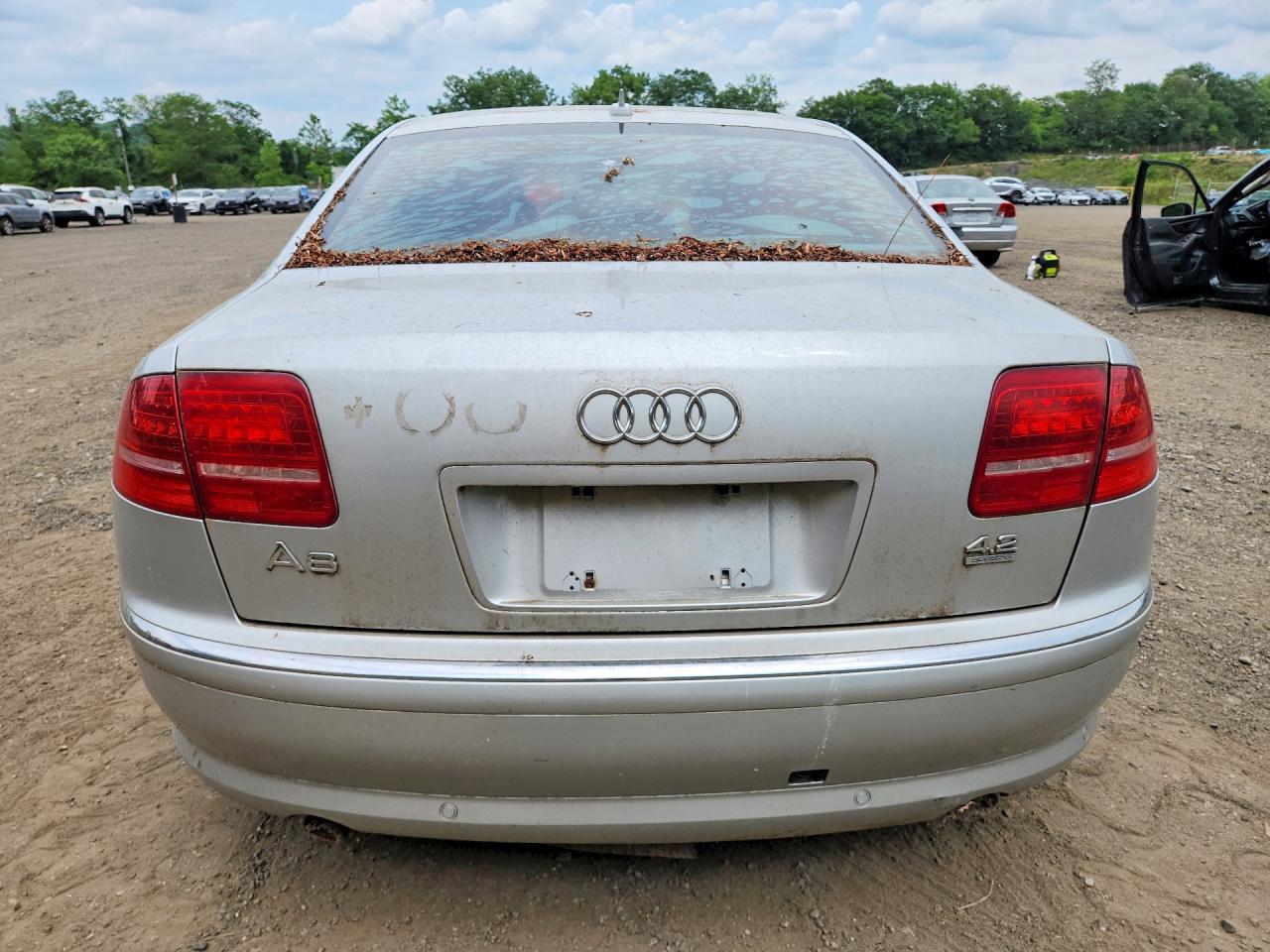 2009 AUDI A8